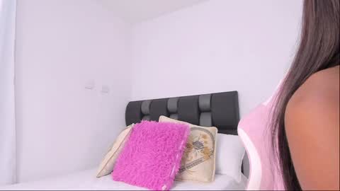 Snapshot of sababrown chatting on December 2024 04:38:02 PM SabaBrown online show from December 2024 04:38:02 PM