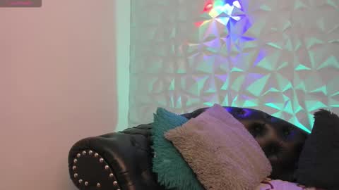 Snapshot of sabinadeluxe_cg chatting on November 2025 12:04:01 PM sabinadeluxe_cg online show from November 2025 12:04:01 PM