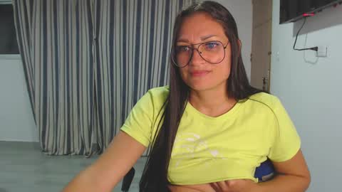 salome online show from February 2025 04:04:02 AM