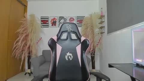 Snapshot of samantha_ga chatting on February 2025 08:18:01 PM Samantha ga online show from February 2025 08:18:01 PM