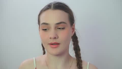 samanthajnss online show from February 2025 01:15:02 AM