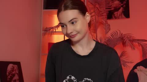 samanthajnss online show from September 2025 05:47:02 PM
