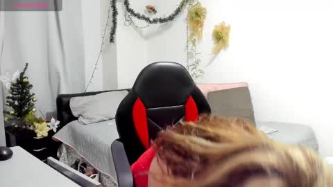 Sanddi  online show from December 2024 02:47:02 PM