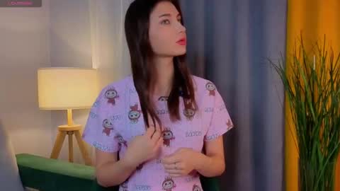 Snapshot of sandili chatting on November 2025 01:27:02 AM Isabel but you can call me Bella online show from November 2025 01:27:02 AM