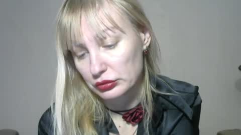 Sandra online show from February 2025 03:51:02 PM