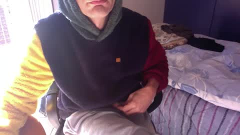 Snapshot of sandropertoni chatting on December 2025 12:21:01 PM lucas online show from December 2025 12:21:01 PM