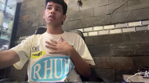 santi online show from November 2025 12:56:02 AM