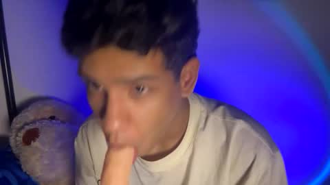 santi online show from December 2025 09:07:01 AM