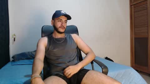 Snapshot of santiexxx chatting on November 2025 12:54:01 AM santiexxx online show from November 2025 12:54:01 AM