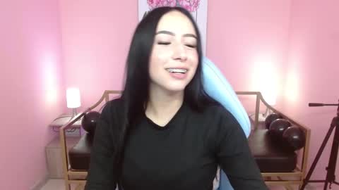 Snapshot of sara_lust_x chatting on December 2025 02:01:01 PM Saraa online show from December 2025 02:01:01 PM