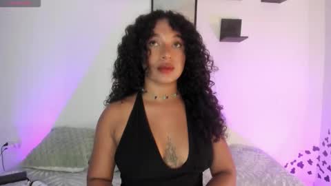 sara sofia online show from September 2025 05:46:01 PM
