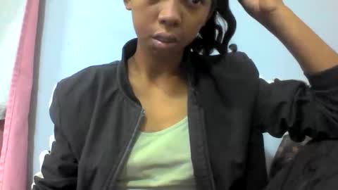 sarah146341 online show from December 2025 06:18:01 AM