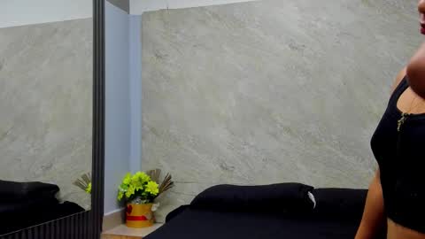 Snapshot of sarah__19 chatting on November 2025 11:53:01 AM Sarah online show from November 2025 11:53:01 AM