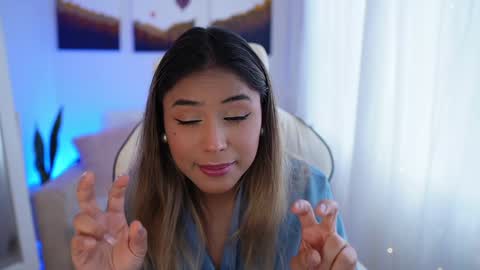 Sara online show from December 2024 08:36:02 PM