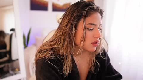 Sara online show from December 2024 07:49:02 PM