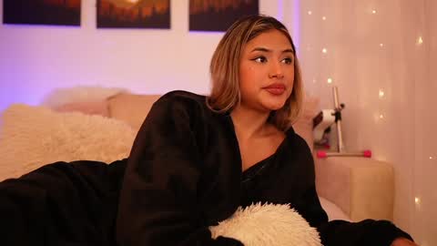 Sara online show from December 2024 12:09:02 AM