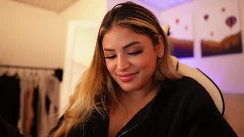 Sara online show from January 2025 12:49:02 AM