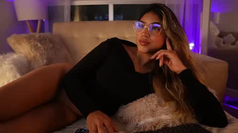 Sara online show from March 2025 02:57:02 AM