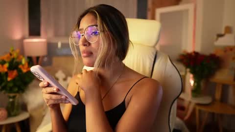 Sara online show from March 2025 01:58:02 AM