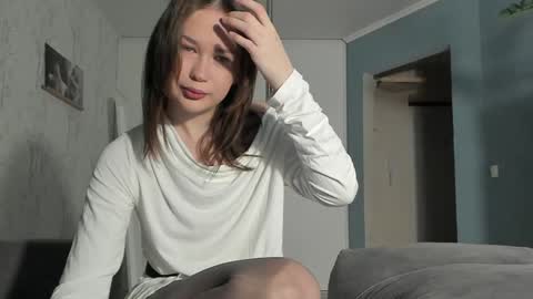 Snapshot of sasha_bell_ chatting on January 2025 03:37:02 AM Sasha online show from January 2025 03:37:02 AM