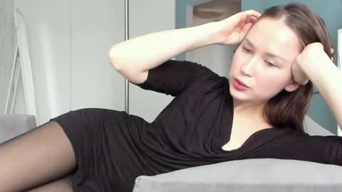 Snapshot of sasha_bell_ chatting on January 2025 09:29:01 AM Sasha online show from January 2025 09:29:01 AM