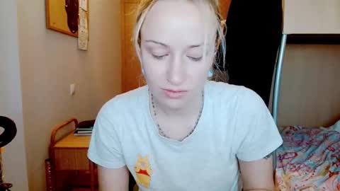 Snapshot of satinqueen90 chatting on December 2025 08:41:02 AM Satinqueen90 online show from December 2025 08:41:02 AM