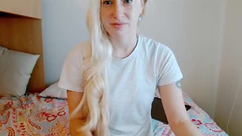 Snapshot of satinqueen90 chatting on December 2025 09:14:01 AM Satinqueen90 online show from December 2025 09:14:01 AM