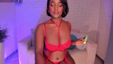 S a v a n n a h  online show from February 2025 01:26:02 PM