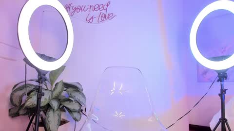 Scarlett online show from January 2025 09:15:02 PM