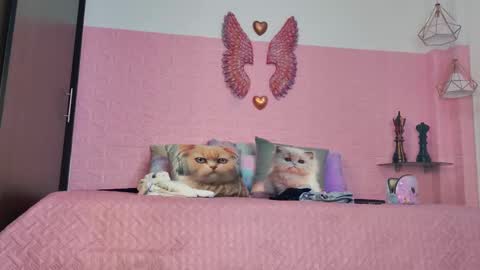 scarlett_099 online show from September 2025 11:43:01 AM