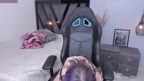Scarlett goth  online show from September 2025 08:31:02 PM