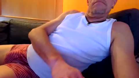 Snapshot of schmuhbaer1 chatting on November 2025 10:38:02 AM schmuhbaer1 online show from November 2025 10:38:02 AM