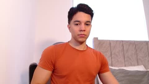 Snapshot of scott_brasher1 chatting on November 2025 09:47:01 PM Twitter Scott brasher1 Instagram Camiloestuardo2 online show from November 2025 09:47:01 PM