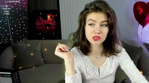 Selena online show from March 2025 04:03:02 AM