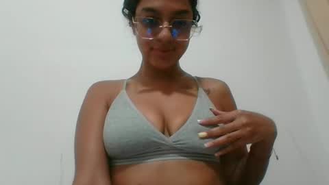 selene online show from September 2025 05:19:02 AM
