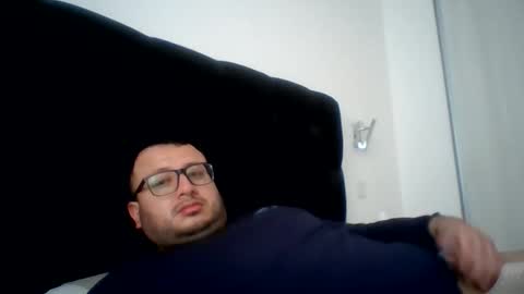 Snapshot of sementalpajero chatting on October 2025 12:14:02 PM sementalpajero online show from October 2025 12:14:02 PM