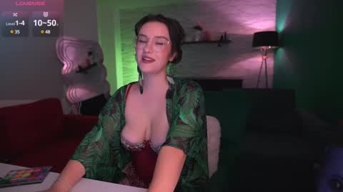 Jasmine online show from March 2025 06:44:01 PM