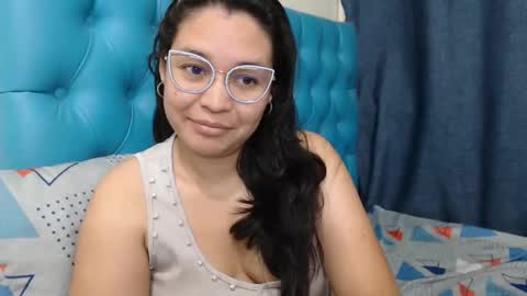 Vanessa online show from January 2025 11:42:01 PM
