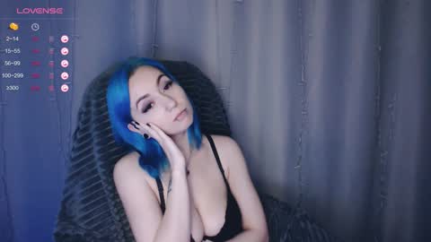 Snapshot of sereniiity chatting on January 2025 09:35:01 AM Alexia online show from January 2025 09:35:01 AM