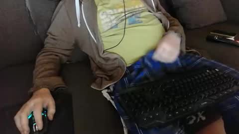 Snapshot of serpicojou chatting on December 2025 06:40:01 AM Serpico online show from December 2025 06:40:01 AM