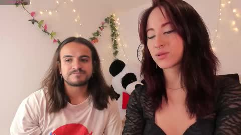 Snapshot of sextape_couple chatting on October 2025 02:39:02 AM Ask me online show from October 2025 02:39:02 AM