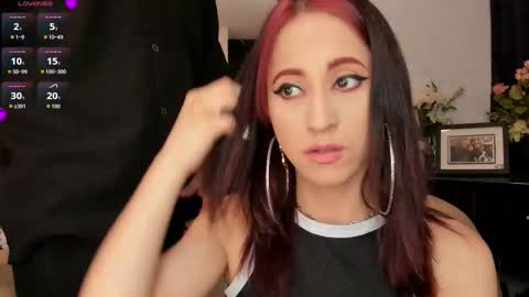 Snapshot of sextape_couple chatting on October 2025 12:55:01 AM Ask me online show from October 2025 12:55:01 AM