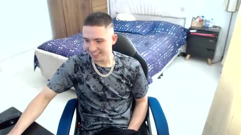 sextinger online show from January 2025 04:44:01 PM