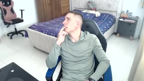 sextinger online show from January 2025 04:49:02 PM