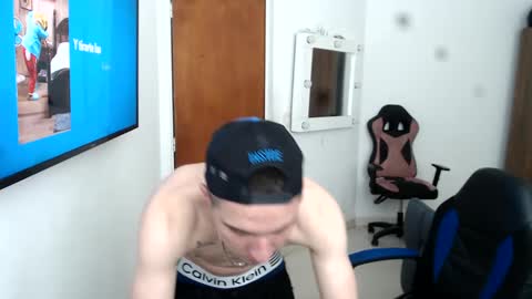 sextinger online show from January 2025 04:53:01 PM