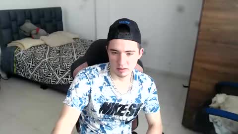 sextinger online show from February 2025 01:44:01 PM