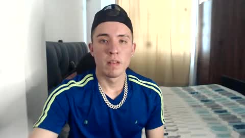 sextinger online show from February 2025 07:03:01 PM
