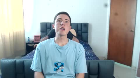 sextinger online show from March 2025 08:20:02 PM