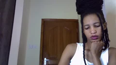 Snapshot of sexy_janny chatting on October 2025 02:13:01 AM Janny online show from October 2025 02:13:01 AM