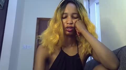 Snapshot of sexy_janny chatting on November 2025 03:39:01 AM Janny online show from November 2025 03:39:01 AM